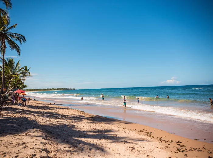 Praia de Algodões vista da areia, Península de Maraú